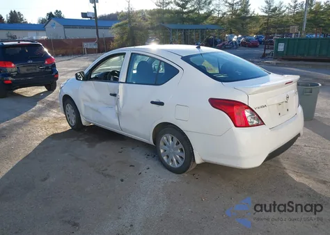 2017 Nissan Versa 1.6 S+ z USA, uszkodzony, nr VIN 3N1CN7AP5HL870363